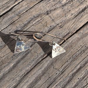 Small Mountain Dangles